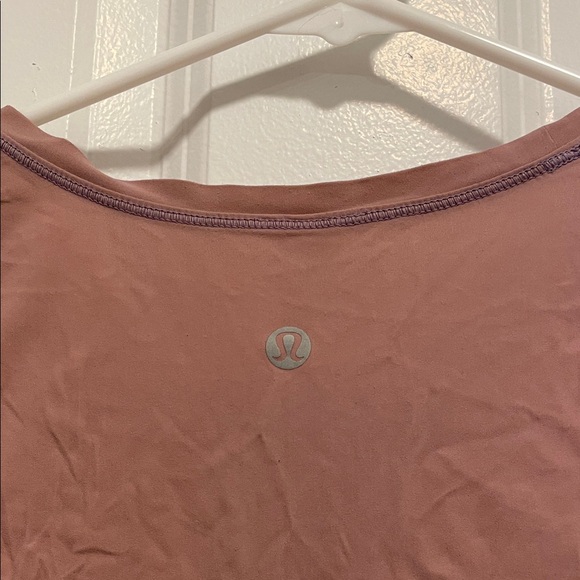 lululemon athletica Mauve Muscle Tee - Picture 3 of 4